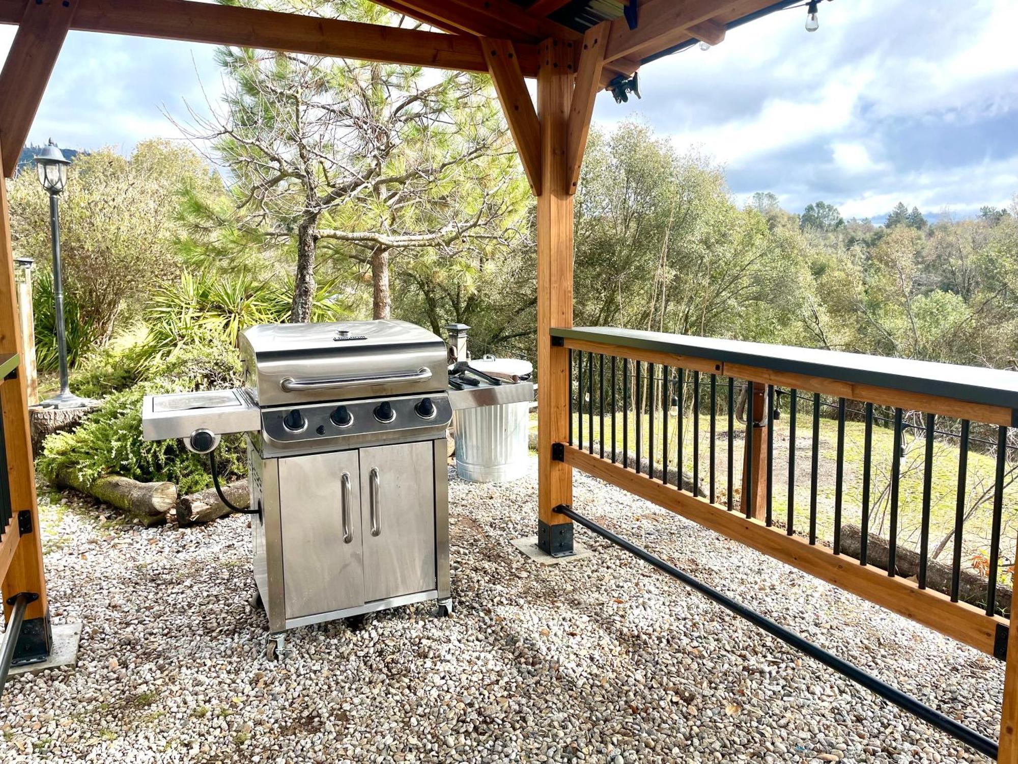 Sierra Mountain Lodge - Vacation Rentals - Yosemite 阿赫瓦尼 外观 照片