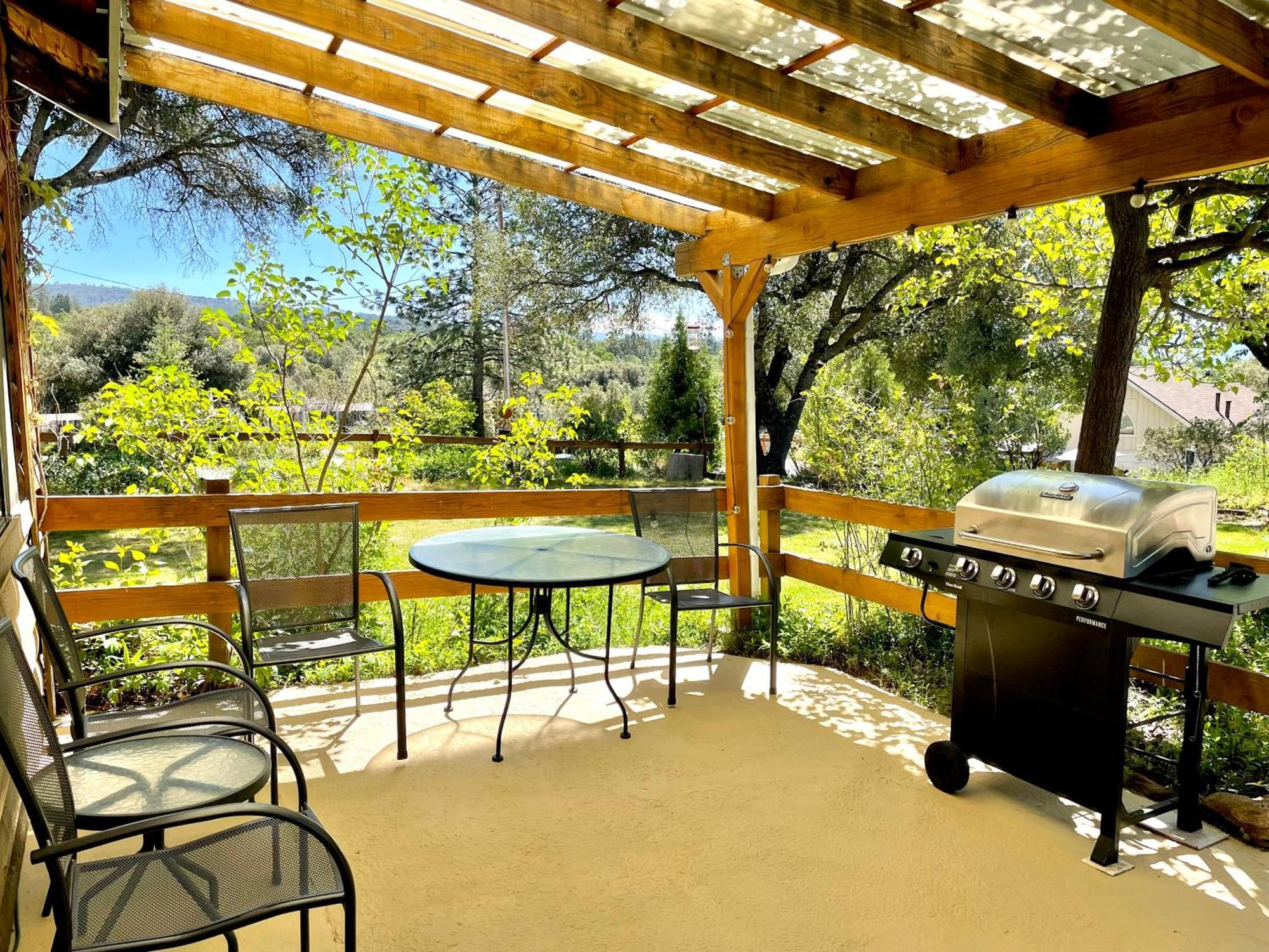 Sierra Mountain Lodge - Vacation Rentals - Yosemite 阿赫瓦尼 外观 照片