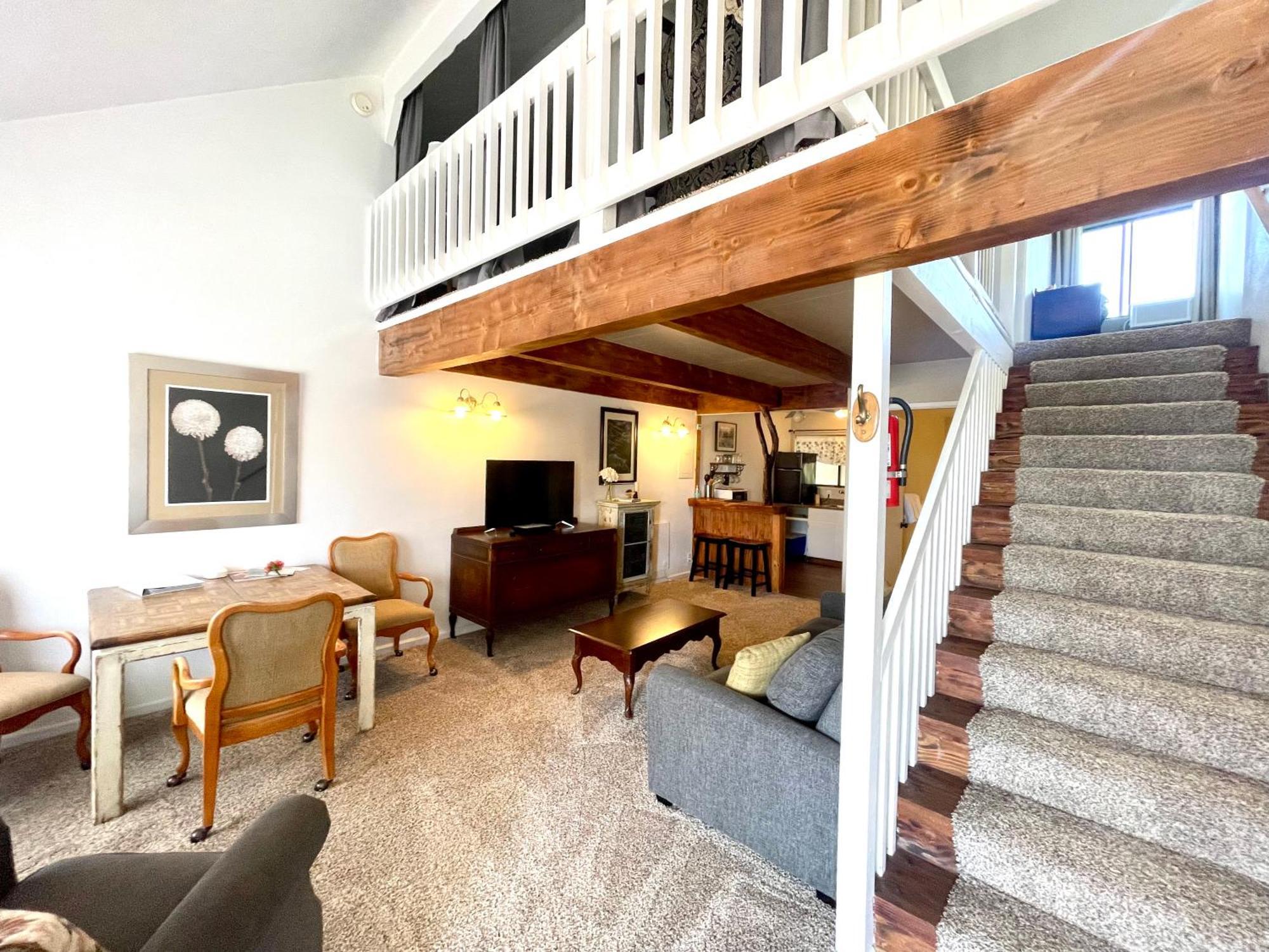 Sierra Mountain Lodge - Vacation Rentals - Yosemite 阿赫瓦尼 外观 照片