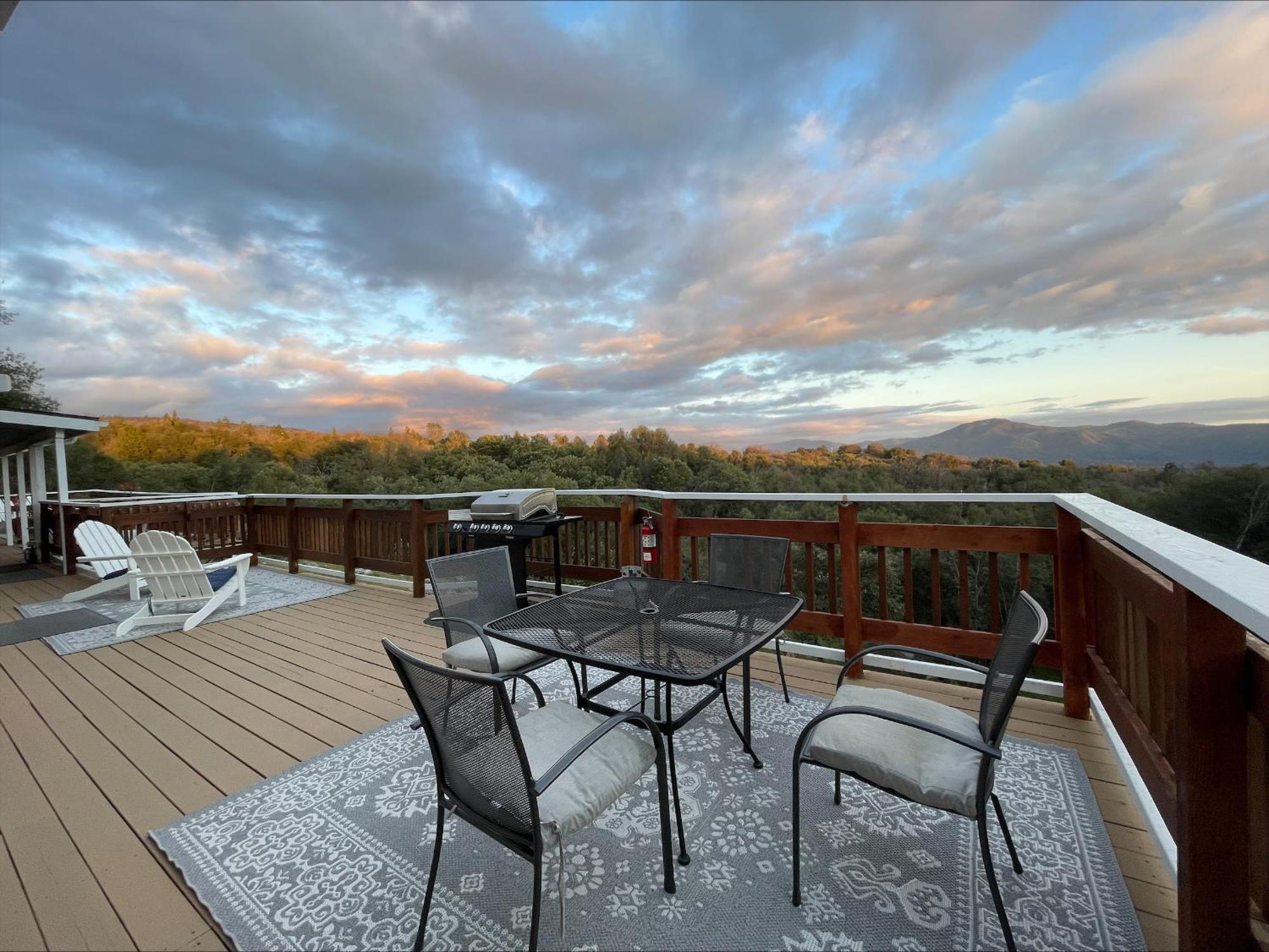Sierra Mountain Lodge - Vacation Rentals - Yosemite 阿赫瓦尼 外观 照片